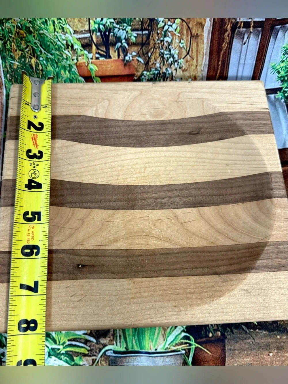 The Ulu Factory Alaska Birch & Walnut Stripe Chopping Bowl Board Hand Made